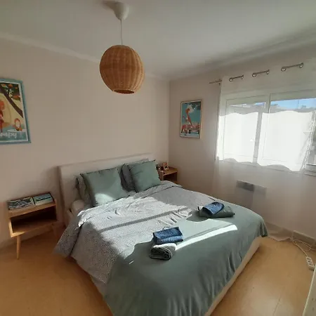 Joli T2 Bord De A 2mn Du Marche De Sanary Appartement