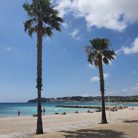 Joli T2 Bord De A 2mn Du Marche De Sanary Clim Parking アパート